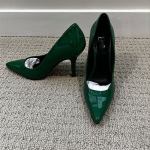 Marc Fisher Green Patent Leather Heels
